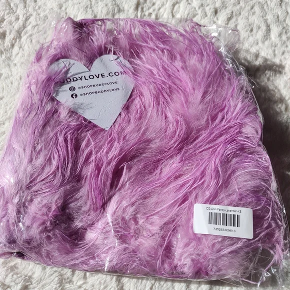 Lavender Buddy Love feather crop top - Picture 4 of 9